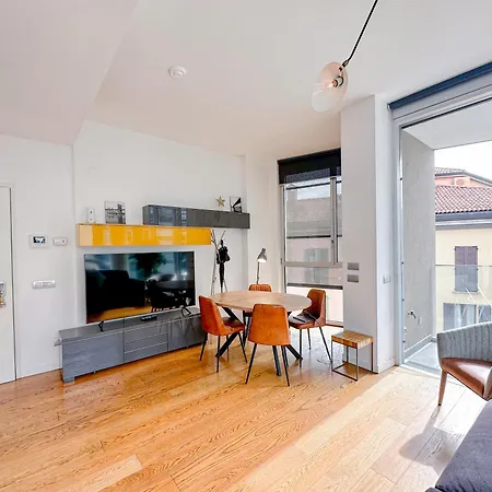 Capelli 2 - Corso Apartman Milánó