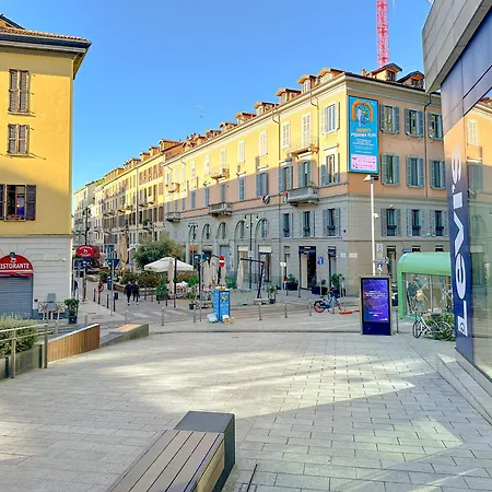 Capelli 2 - Corso * Milánó