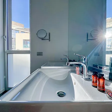 Capelli 2 - Corso Lägenhet